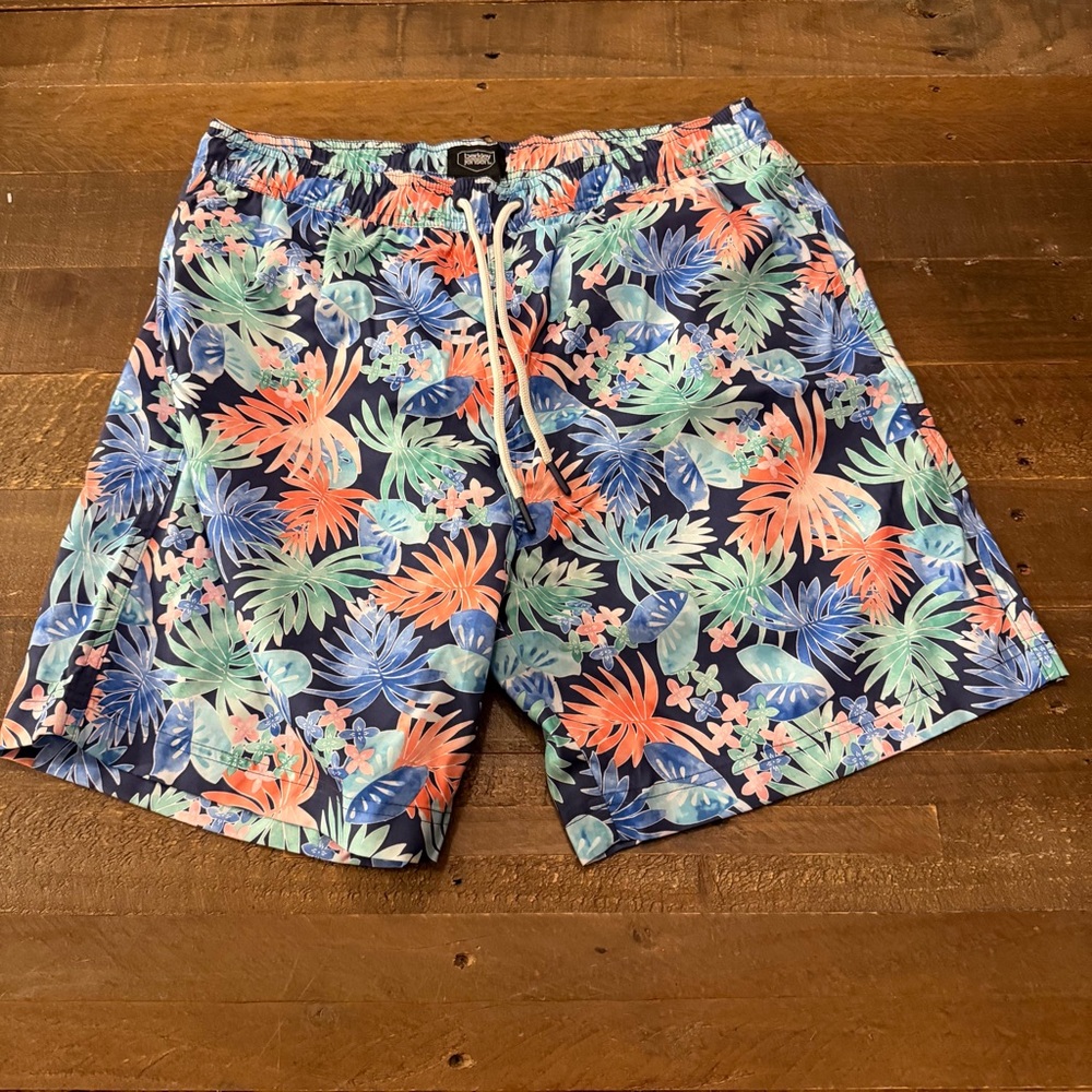 Berkley Jensen Tropical Print Men's Swim Shorts